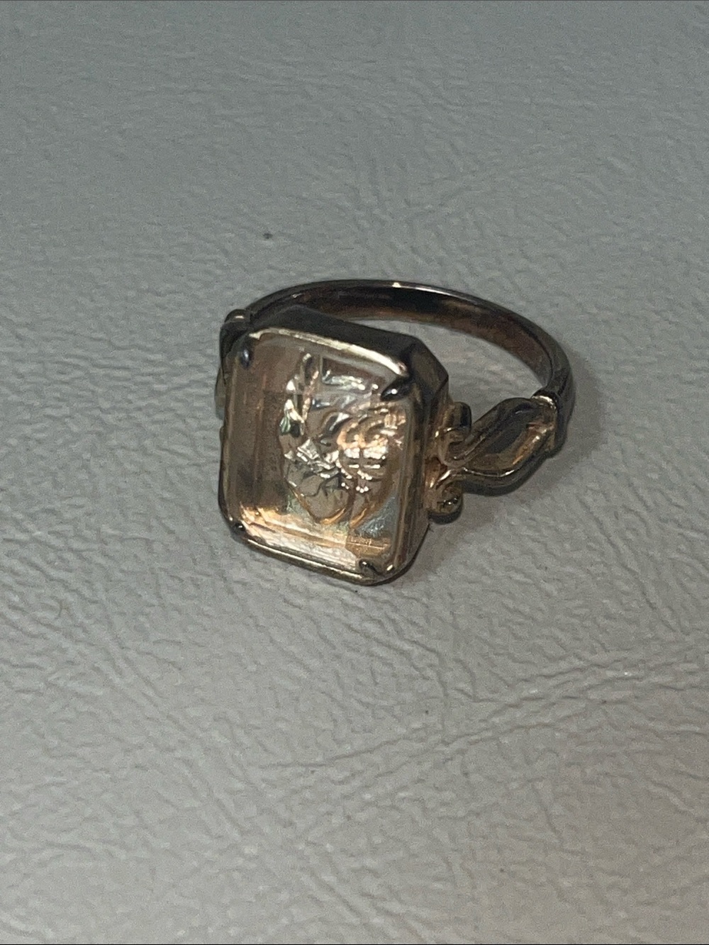 Gold-Tone Heart-Carved Intaglio Ring